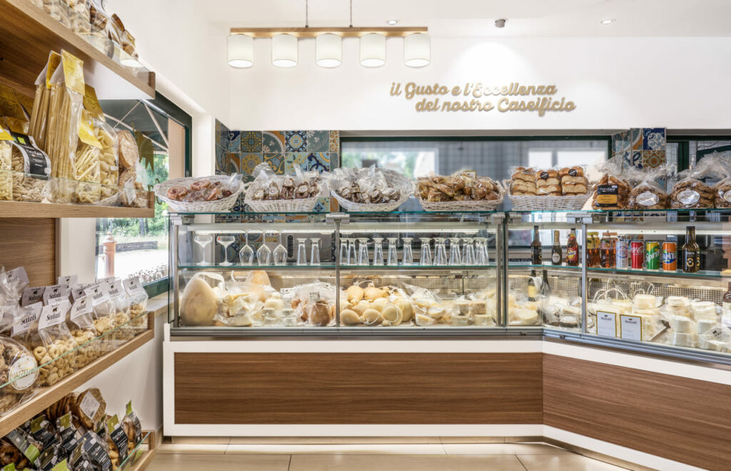 Caseificio Salati - Paestum  - 003